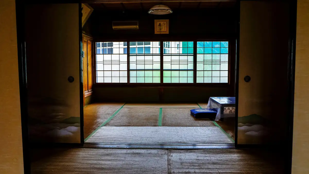 How to Choose Room-Only, Breakfast, or Half Board in Japan