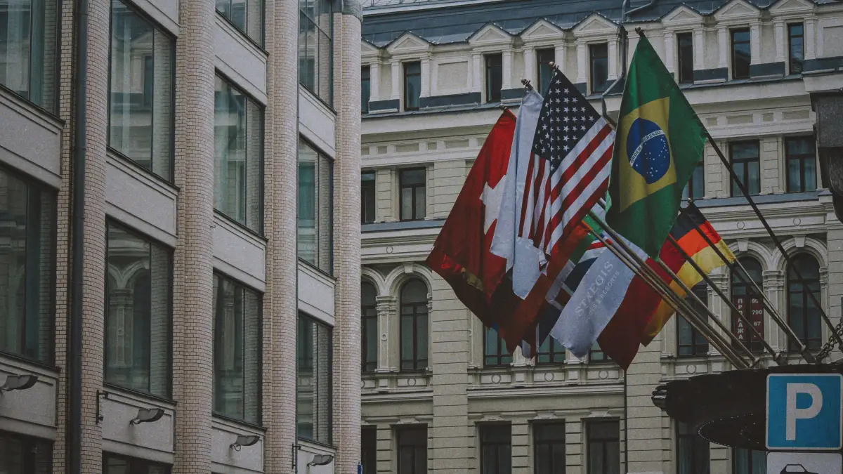FEIE vs. FTC: The Factor Most Expats Miss